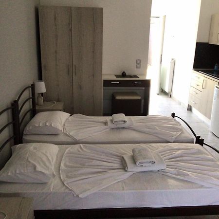 Hotel Loga Tycheron Ngoại thất bức ảnh