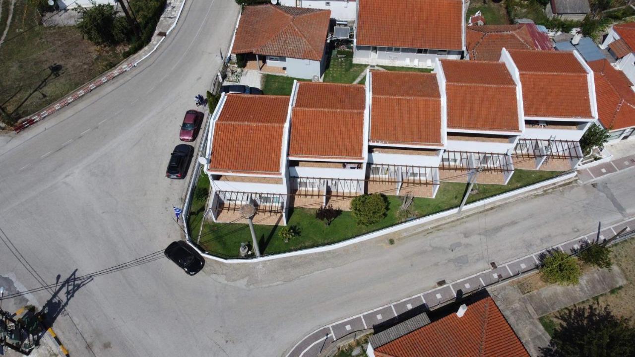 Hotel Loga Tycheron Ngoại thất bức ảnh