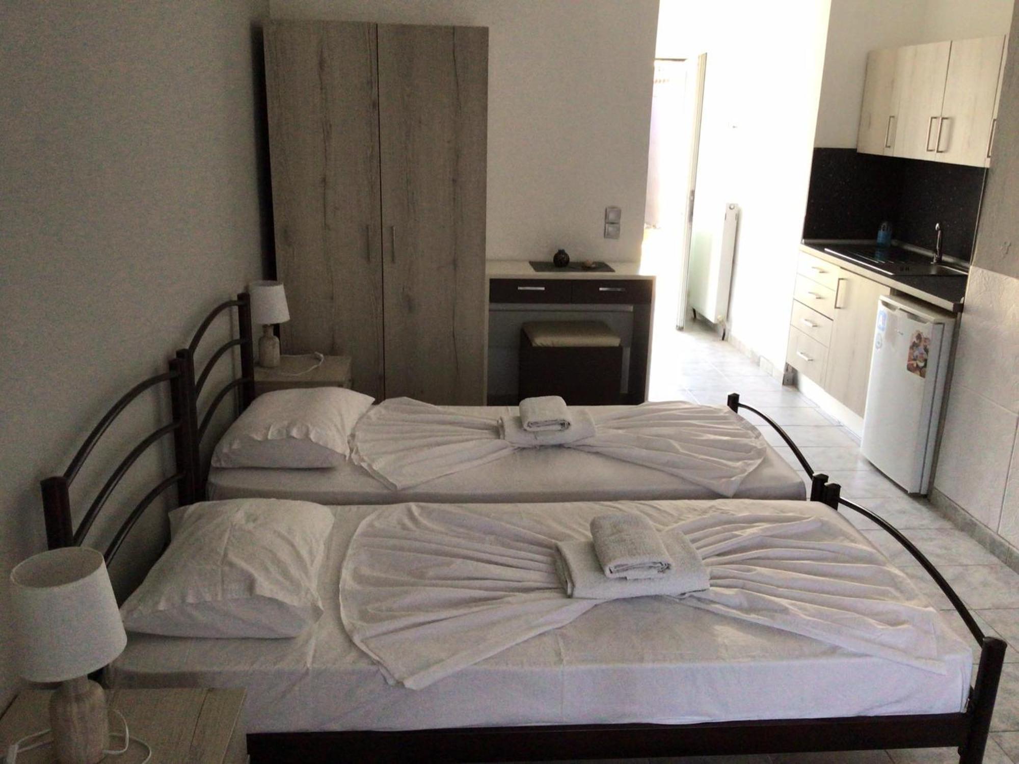 Hotel Loga Tycheron Ngoại thất bức ảnh
